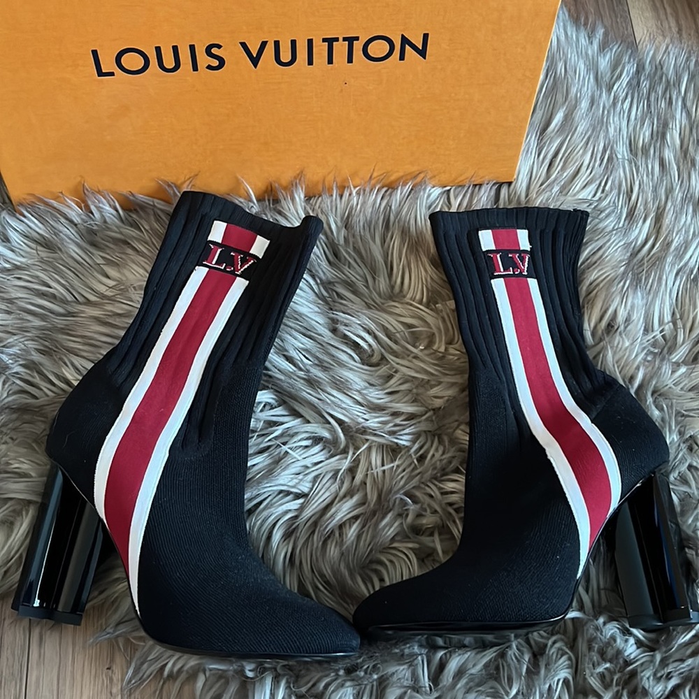 Authentic Brand New Louis Vuitton stretch boots